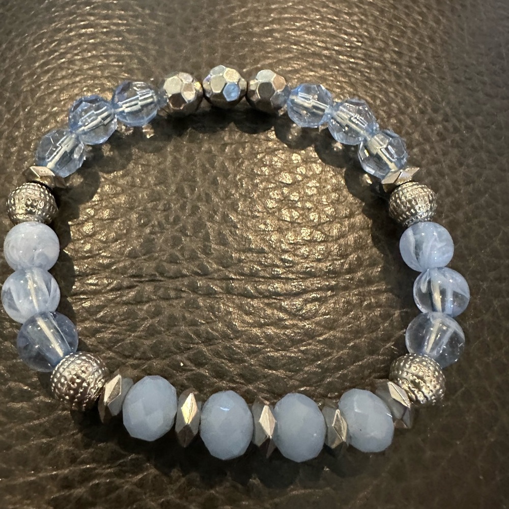 2 set of Elegant Blue beaded Bracelets - Picture 7 of 8